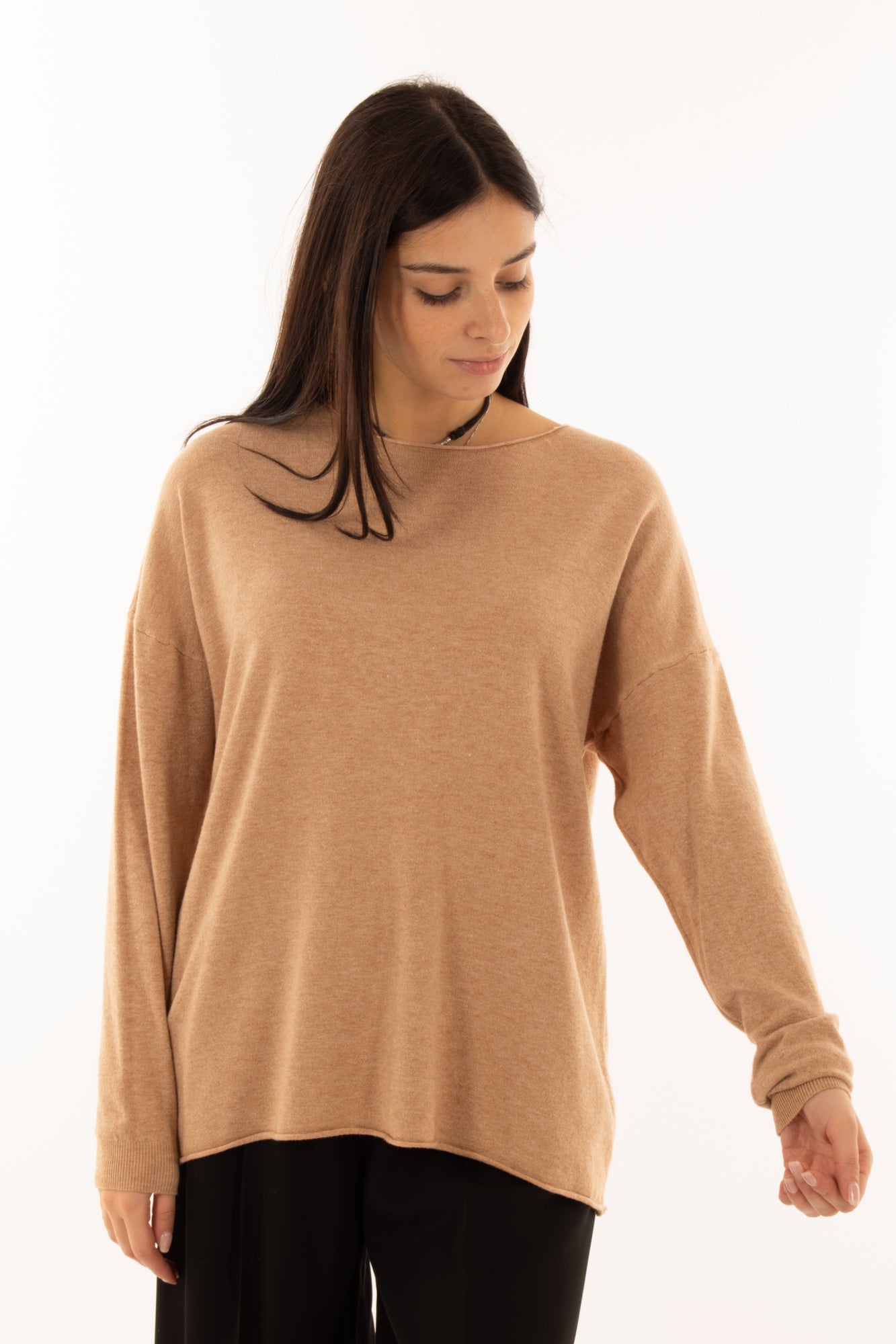 Maglione lungo con collo a barca Miamata - Beige