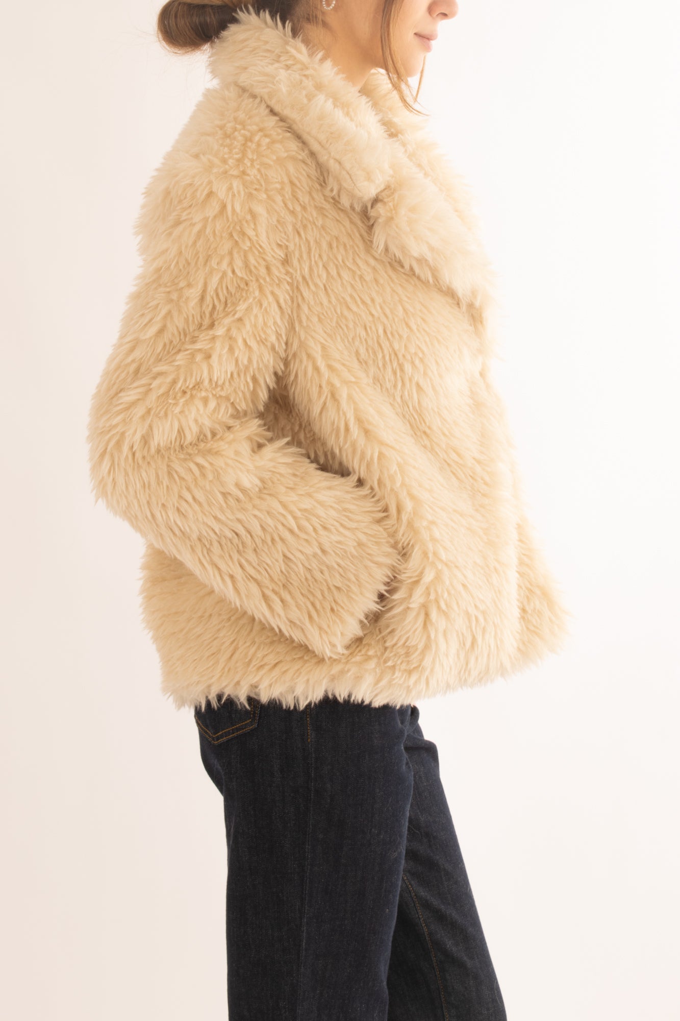 Pelliccia ecologica da donna Motel - Latte