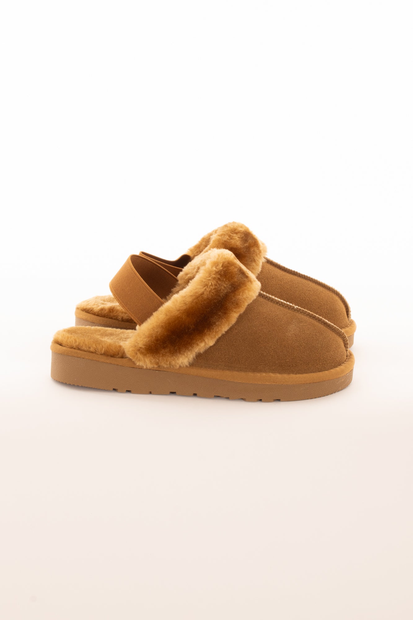 Ciabatta con pelo Ovyè - Cammello