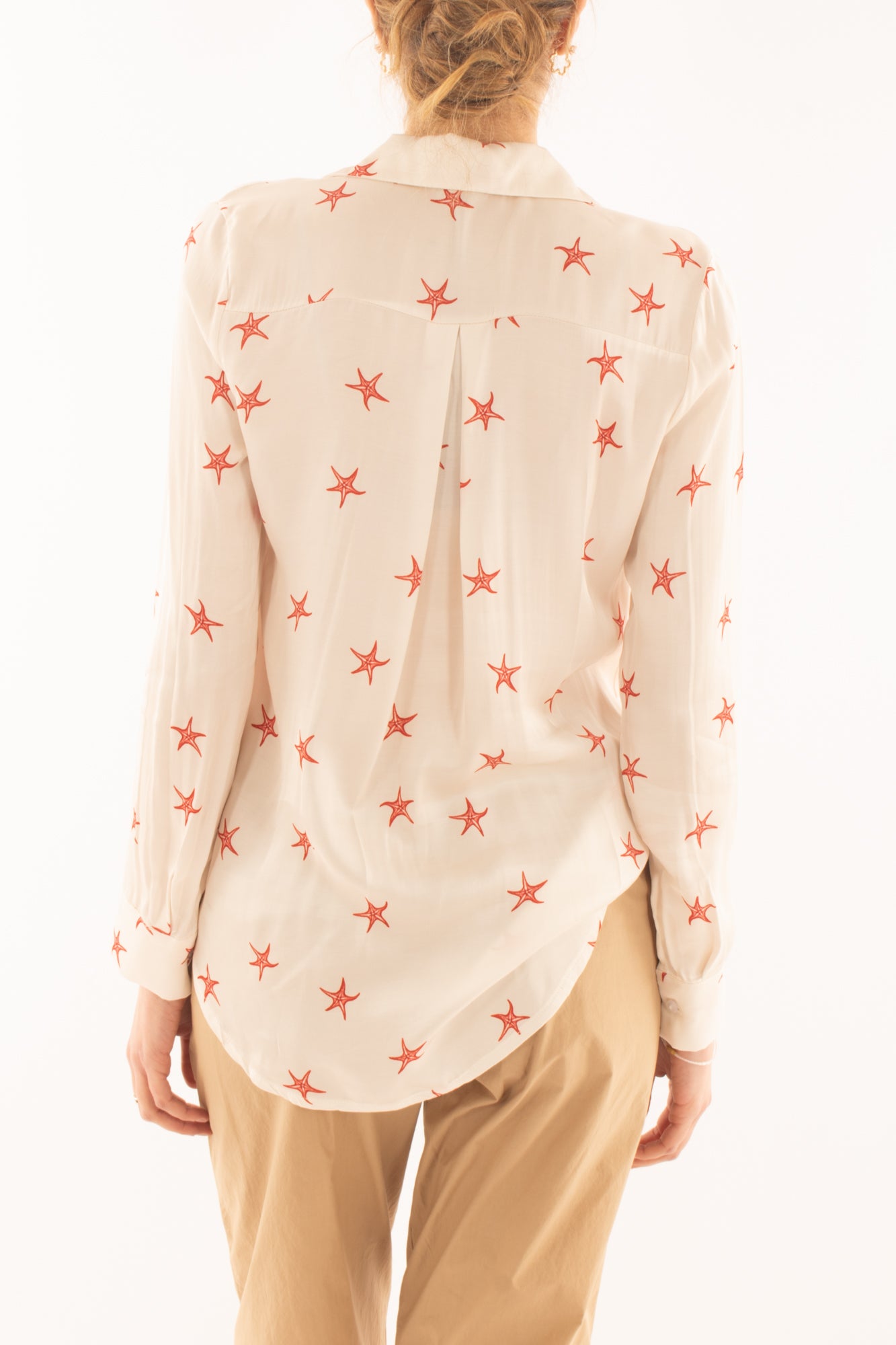 Camicia con stelle di mare da Donna Metoo - Sabbia