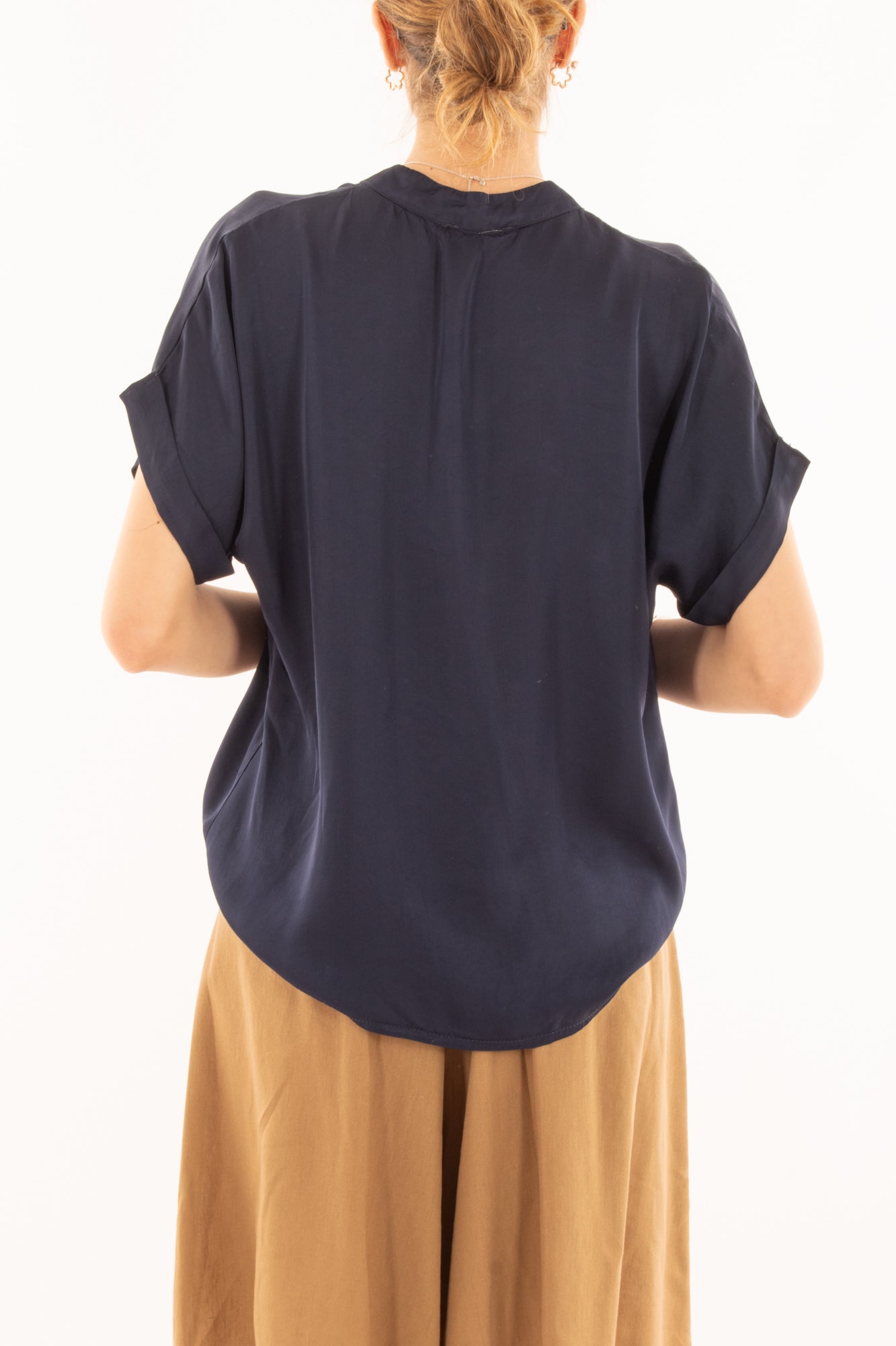 Blusa con scollo a v e piega da Donna Metoo - Blu