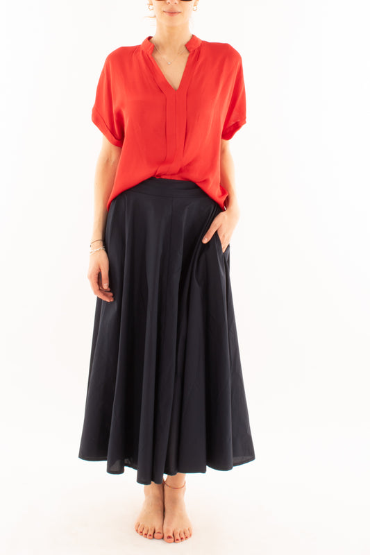 Blusa con scollo a v e piega da Donna Metoo - Rosso