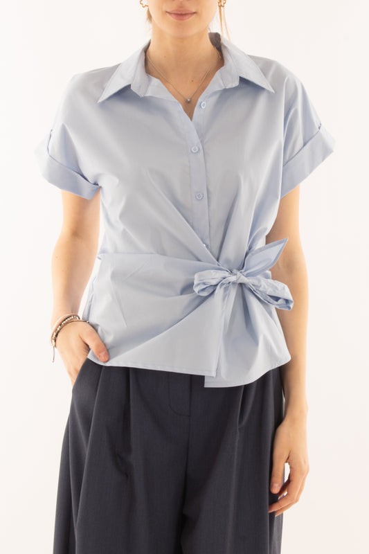 Camicia con allacciatura laterale da Donna Metoo - Celeste