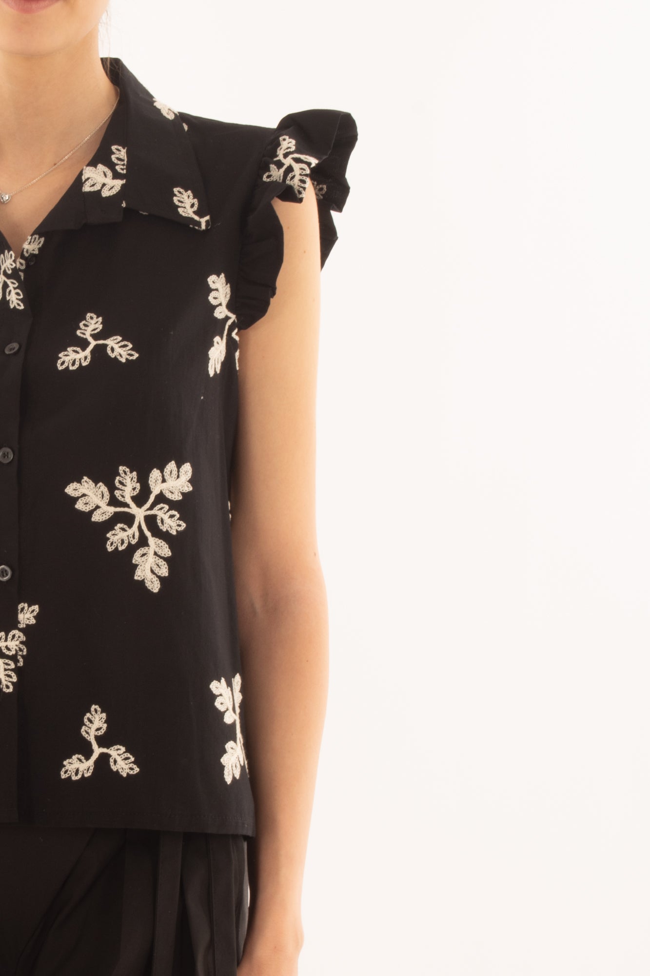 Camicia con ricamo da Donna Metoo - Nero