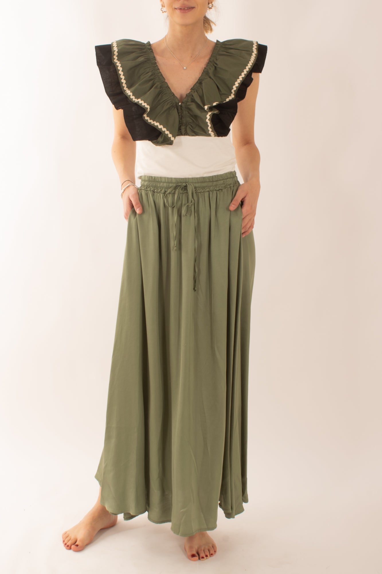 T-shirt con mega balze da Donna Metoo Militare