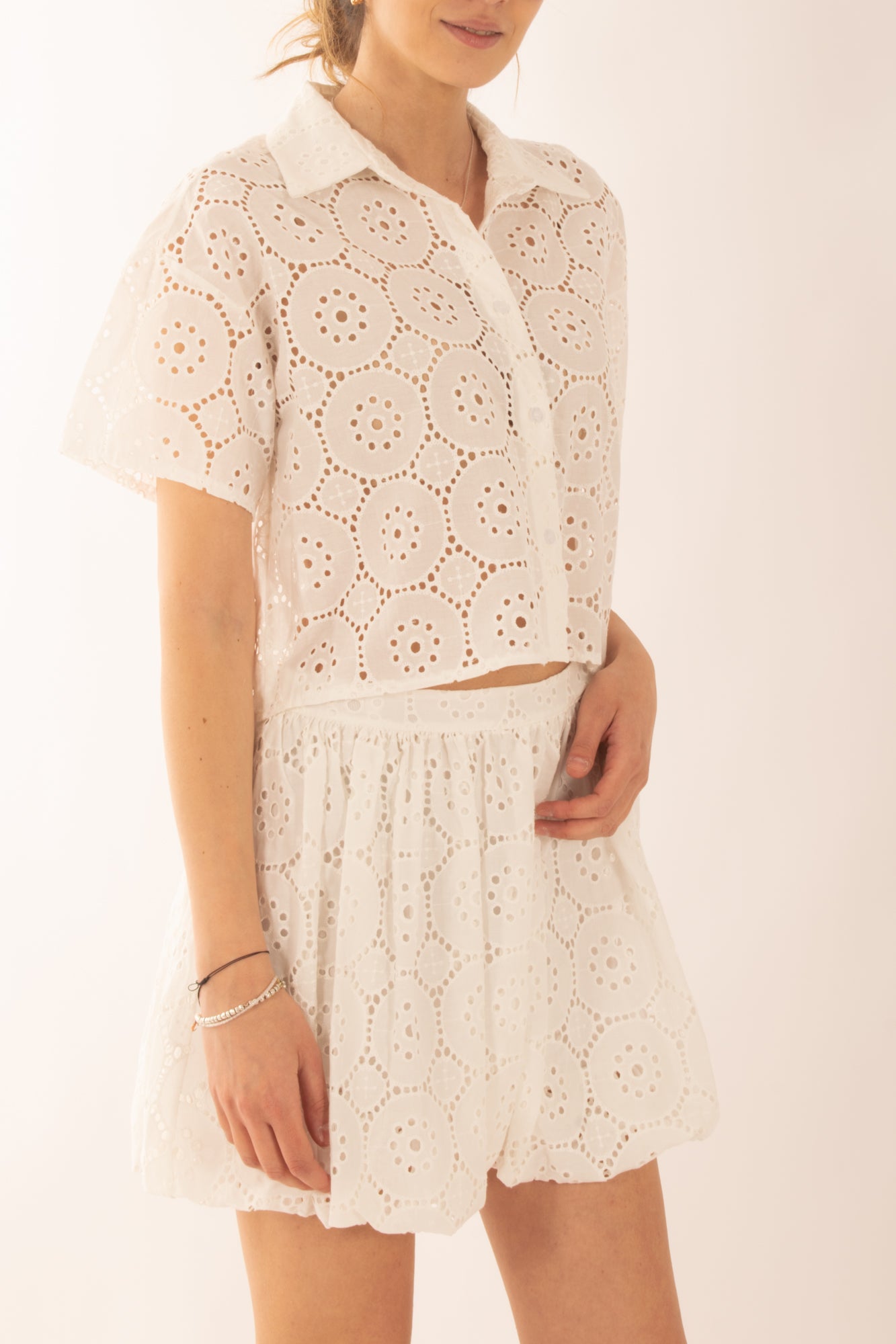 camicia in pizzo sangallo da Donna Susy mix - Bianco