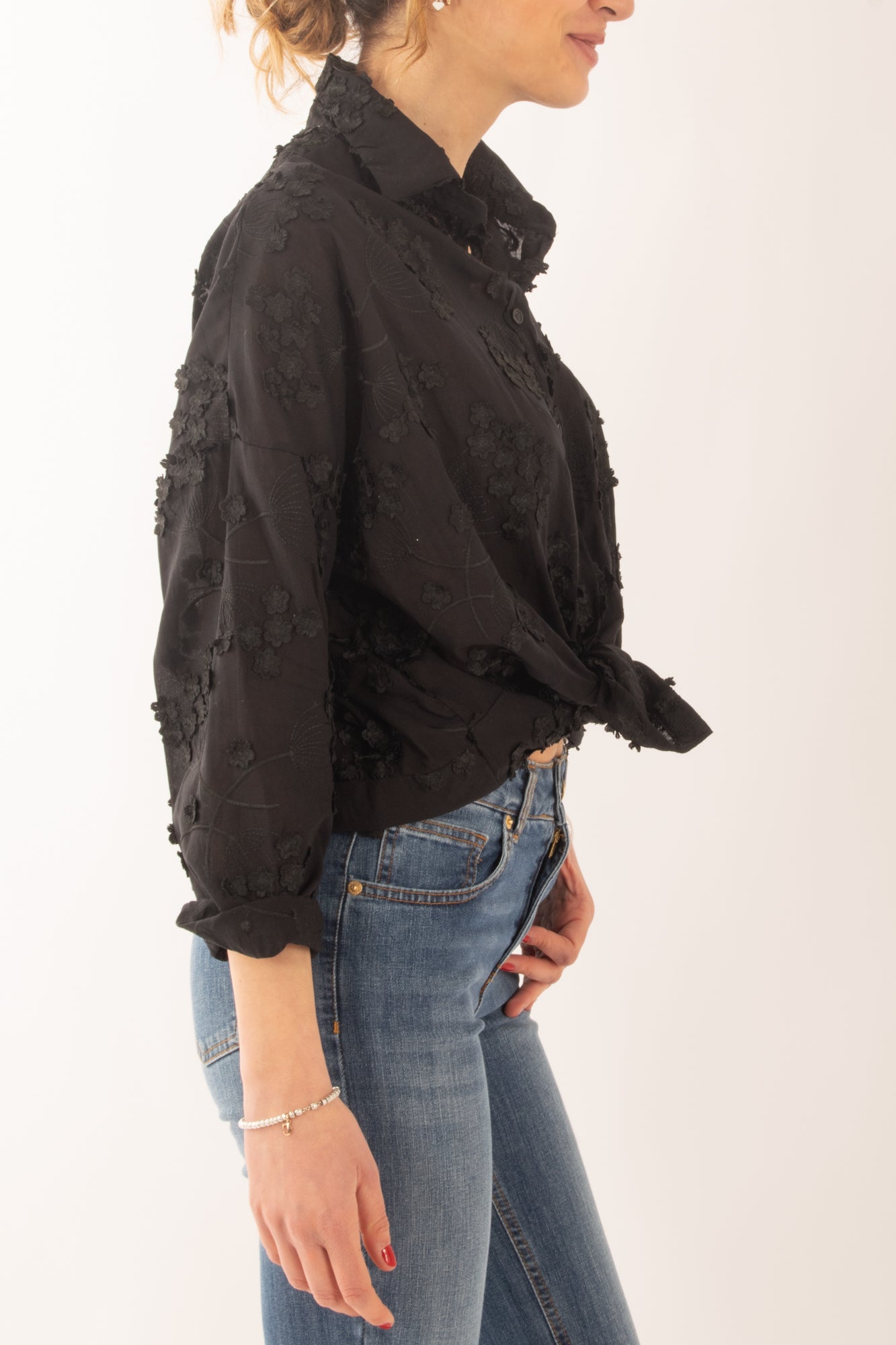 Camicia con ricamo fiore da Donna Susy mix - Nero
