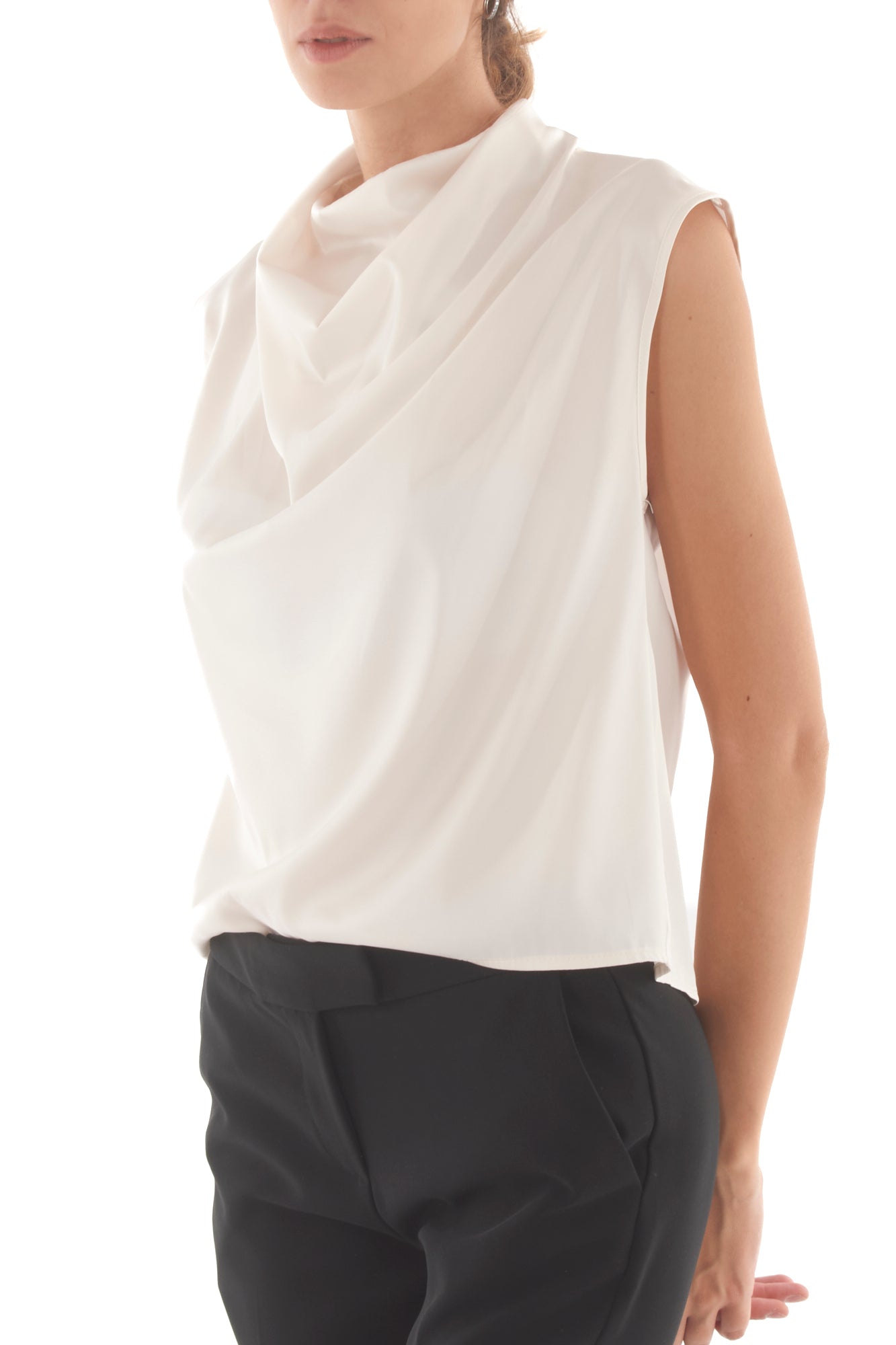 Blusa smanicata con collo gronda Imperial - Champagne