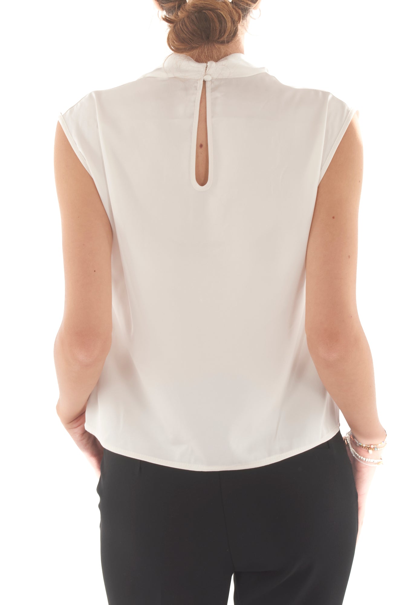 Blusa smanicata con collo gronda Imperial - Champagne