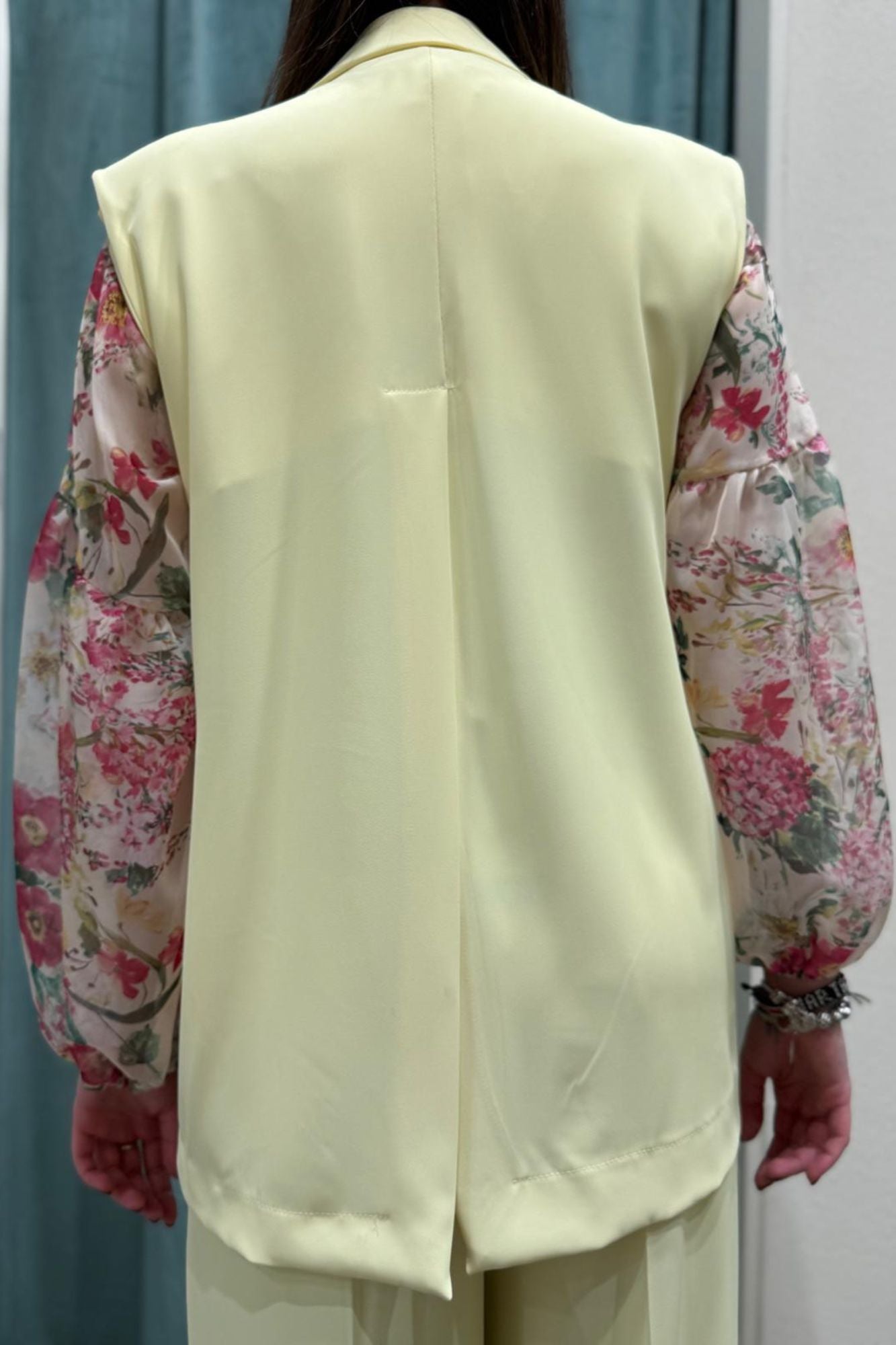 LE STREGHE Gilet lungo Le streghe Giallo Giallo