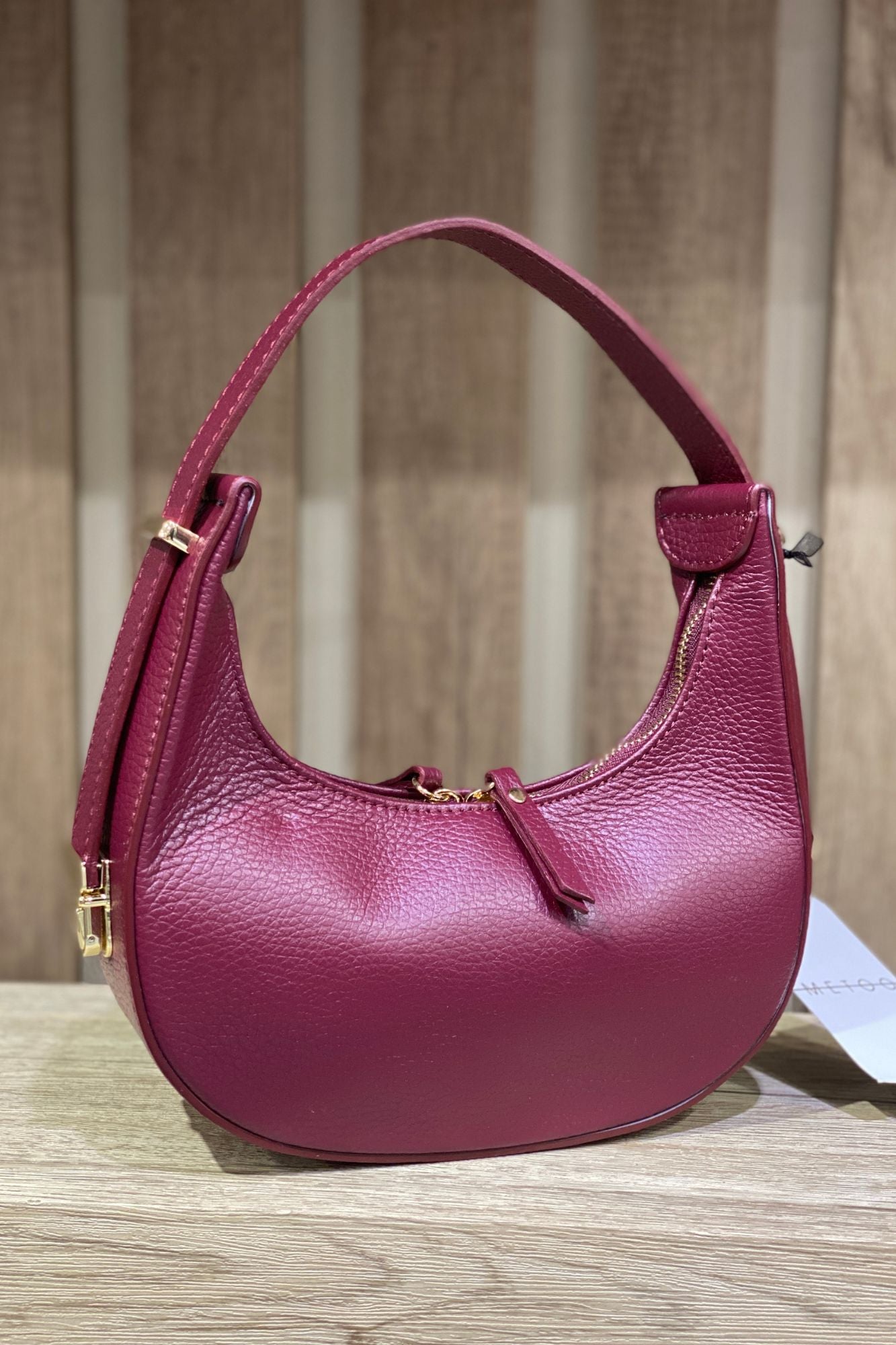 Borsa mezza luna Metoo