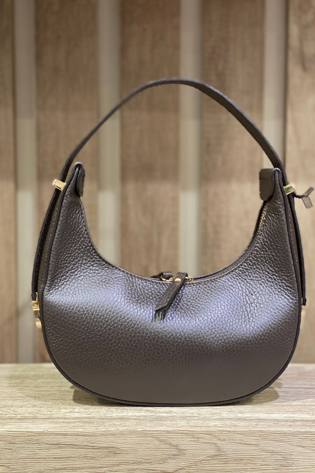 Borsa mezza luna Metoo