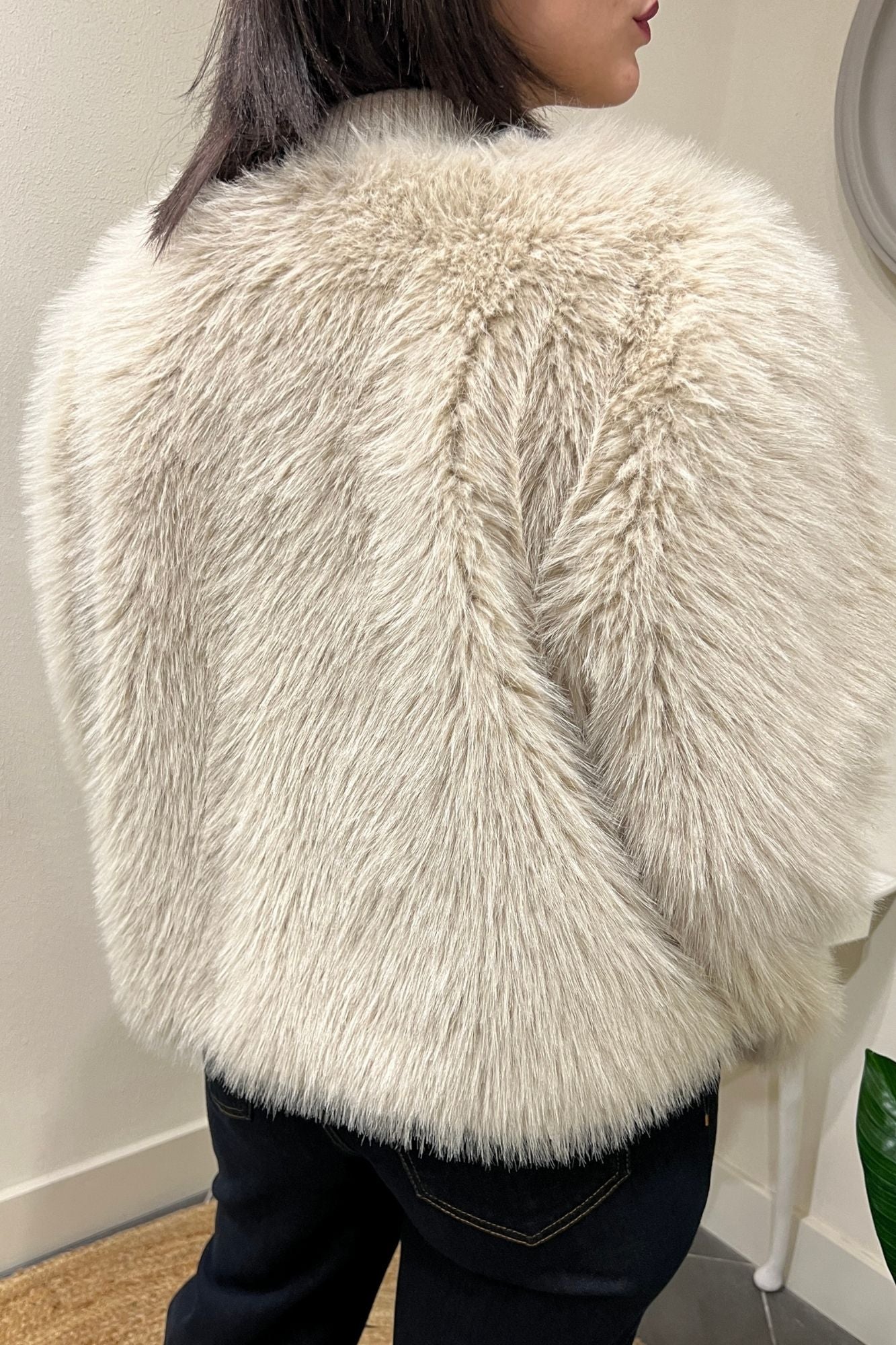 Eco pelliccia con profili Motel