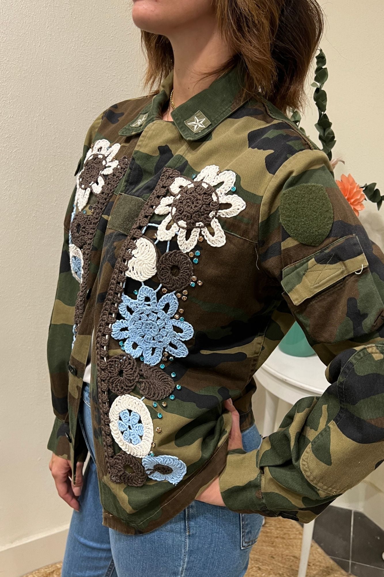Giacca camouflage con fiori Susy mix