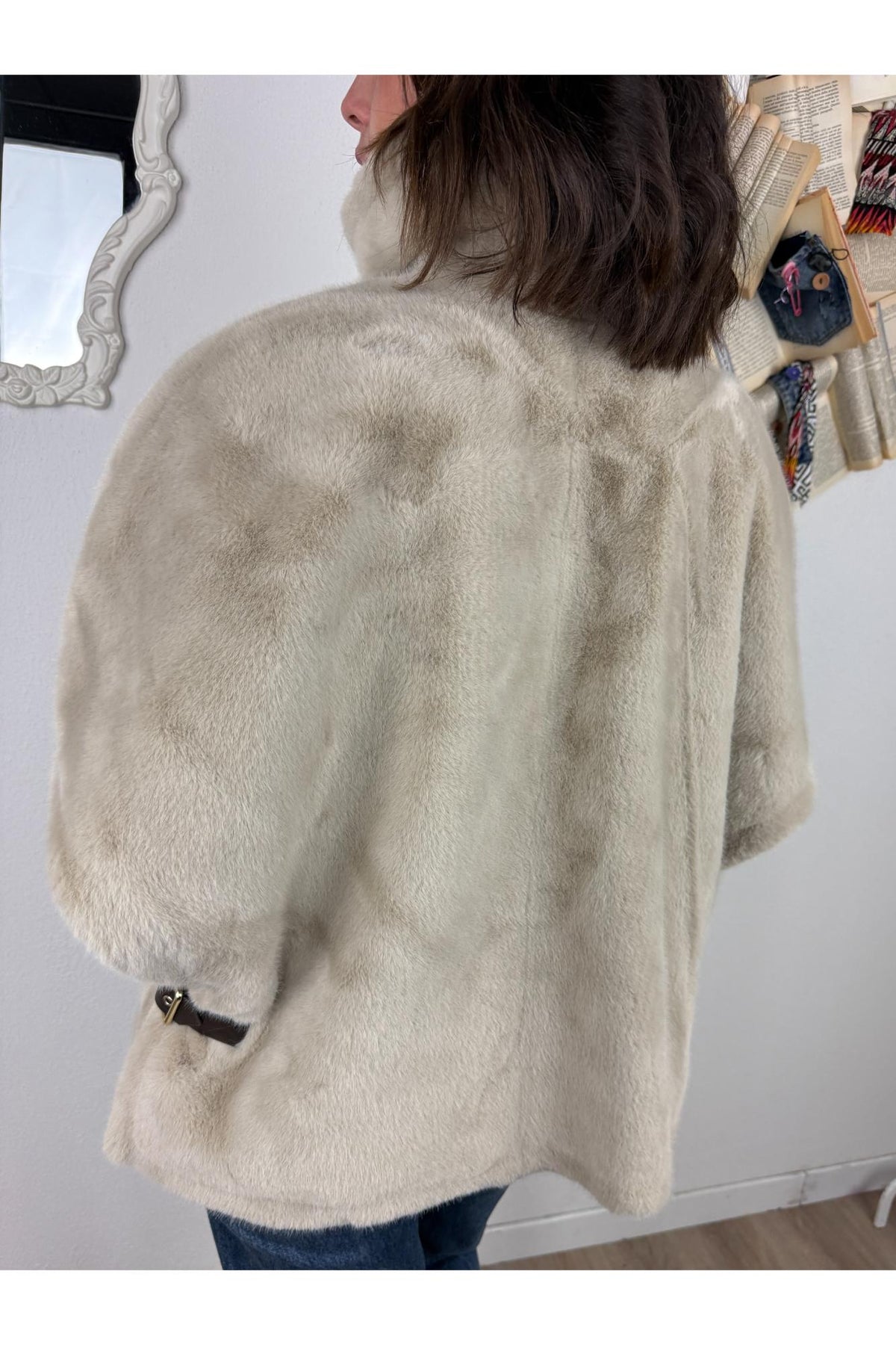 METOO Gilet di pelliccia ecologica over Metoo Burro