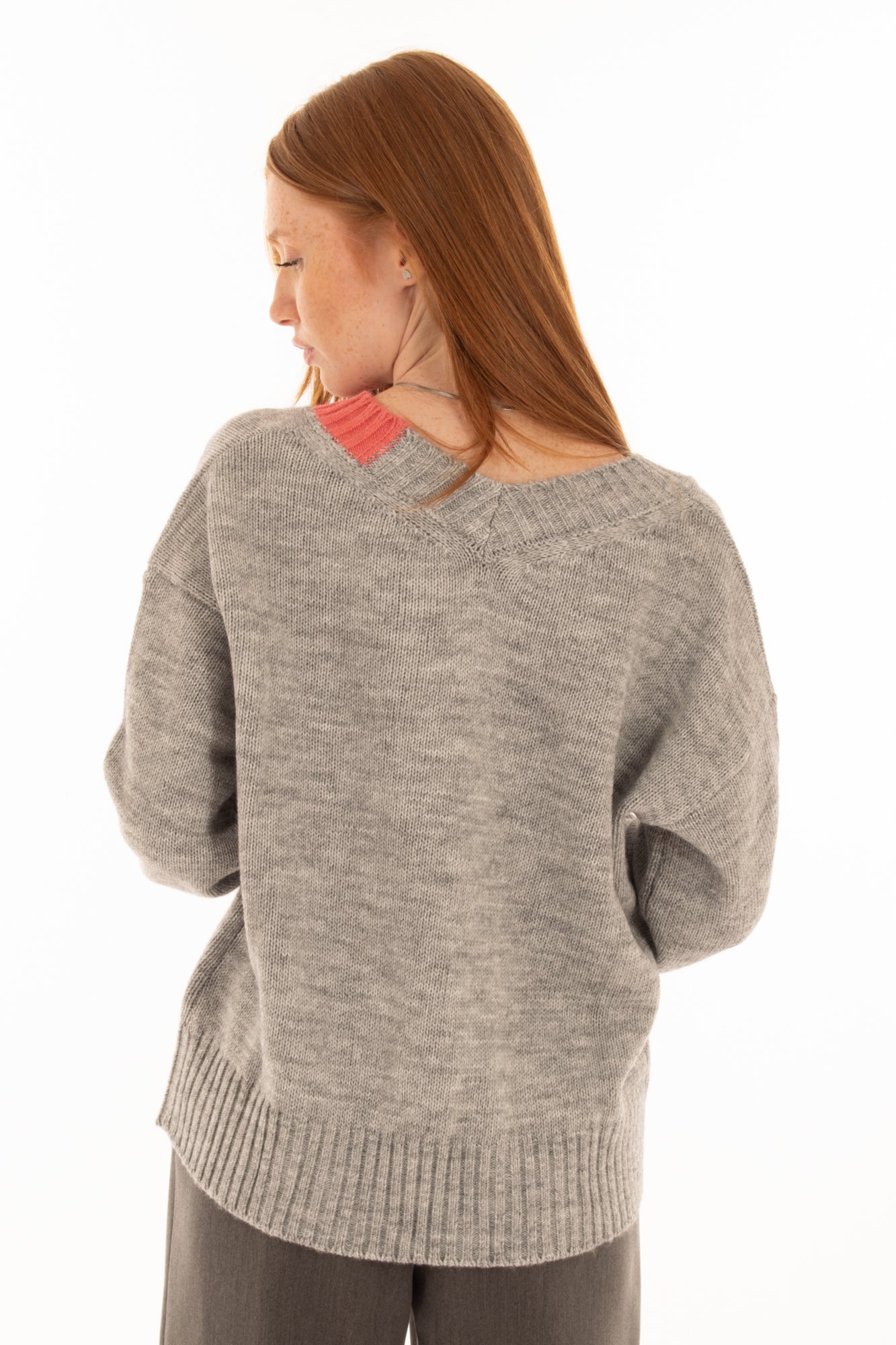 Maglione v Angela Davis- Grigio