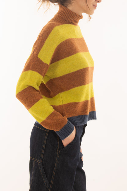 Maglione da donna dolcevita rigato