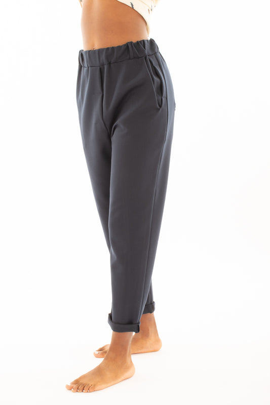 Pantalone con tasche basse Articolo mimkz68