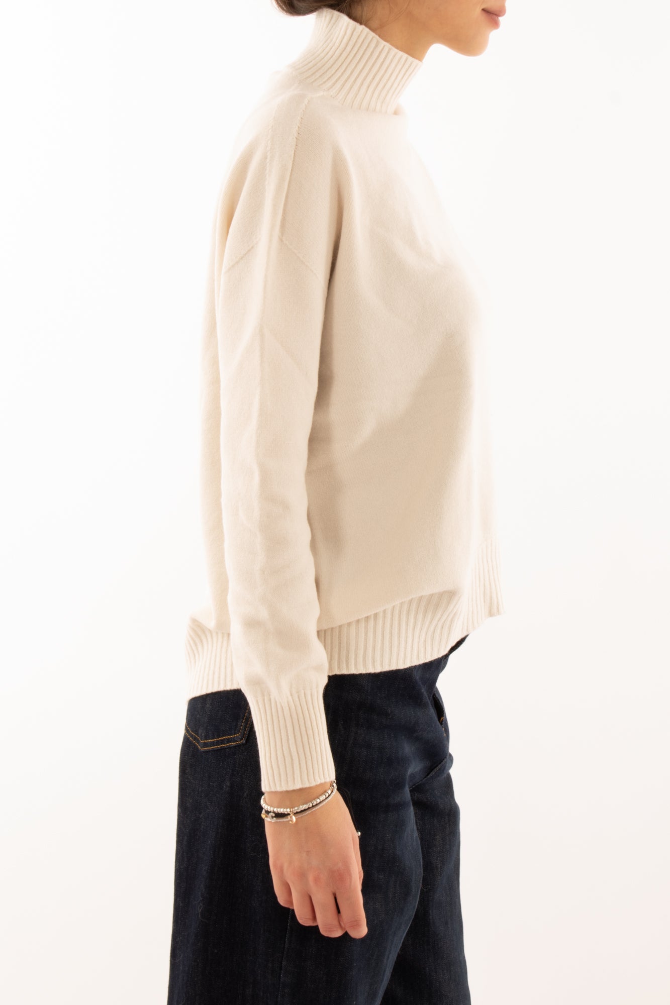 Maglione a lupetto Motel - Crema