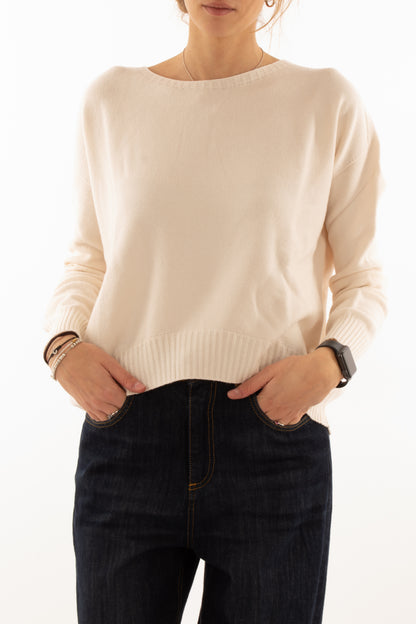 Maglione a scatoletta Motel - Crema