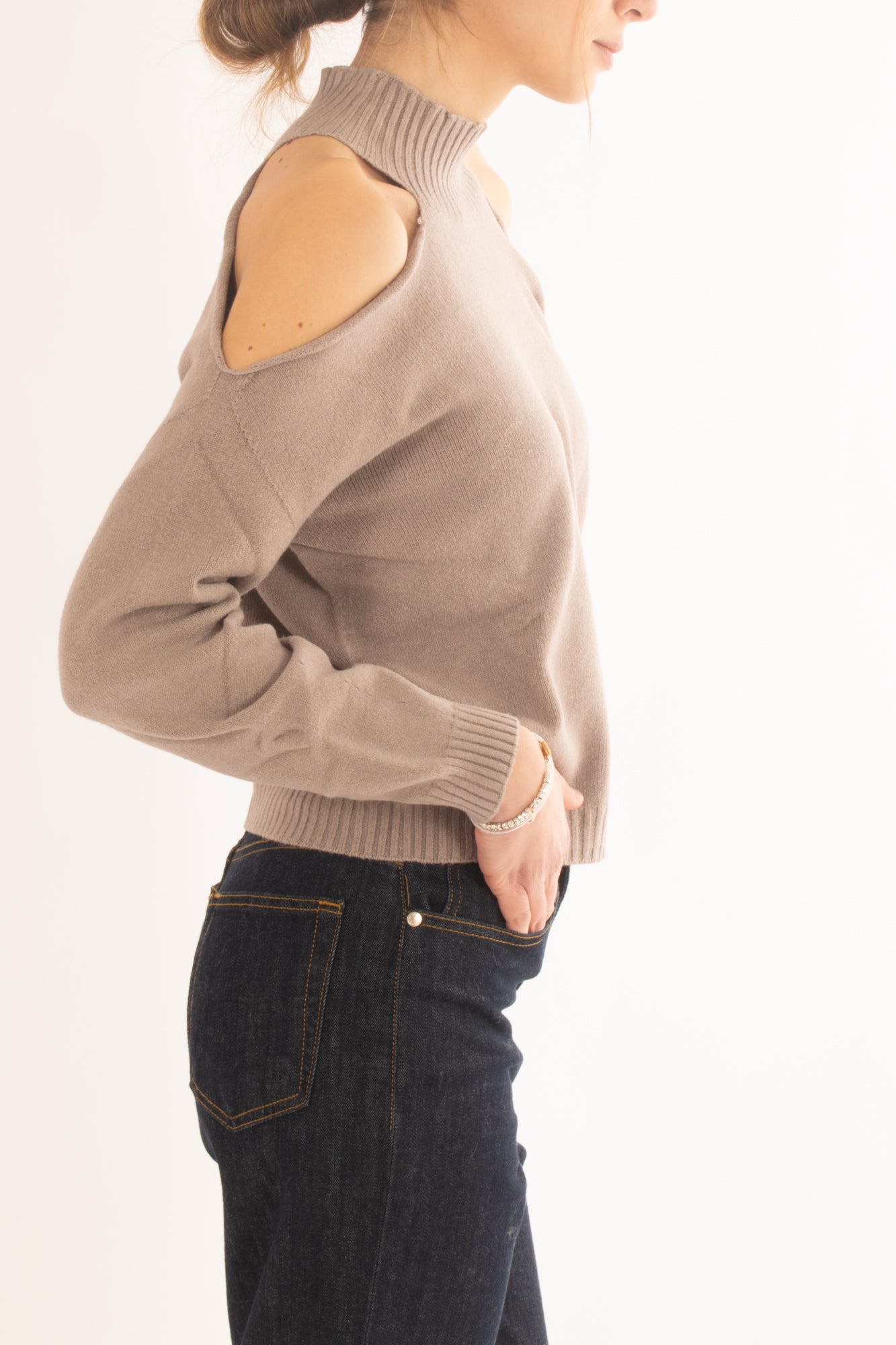 Maglia con fori sulle spalle Motel - Casha