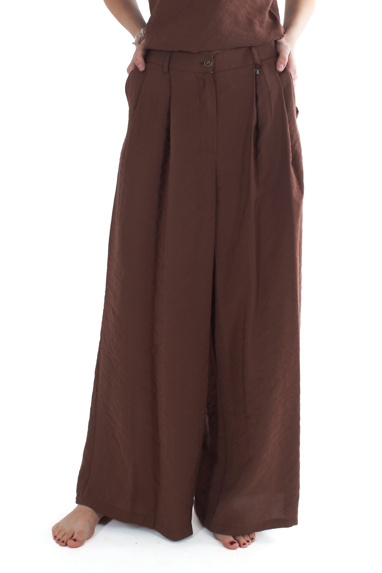 Completo maglia e pantalone palazzo da Donna Dixie