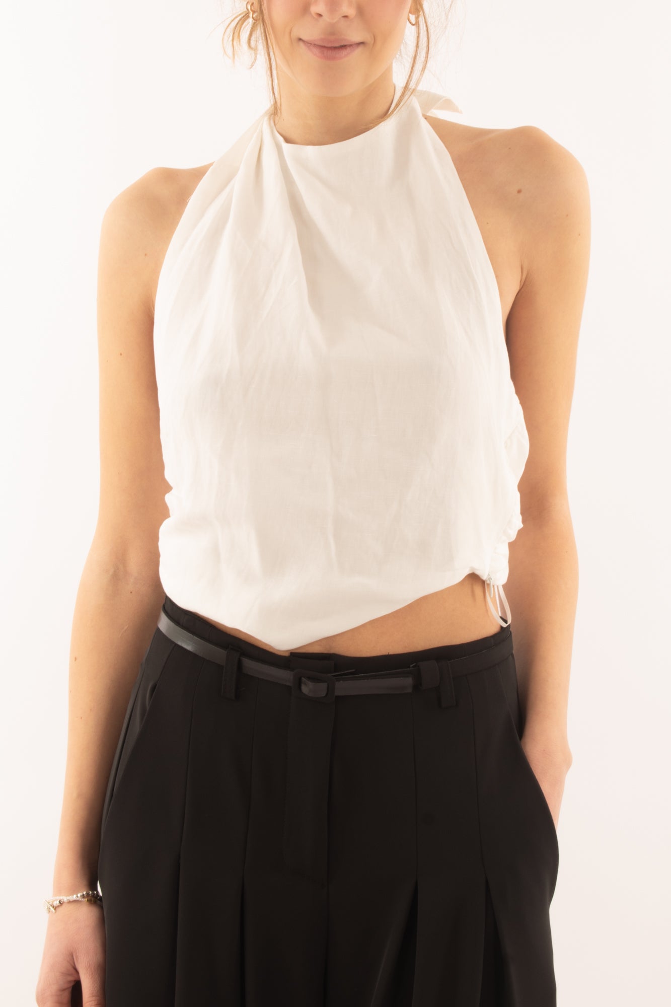 Canottiera con schiena scoperta da Donna Eleh - White