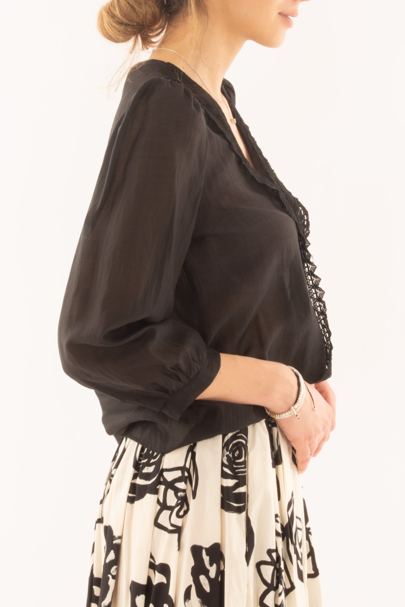 Maglia con profili in pizzo da Donna Metoo Nero