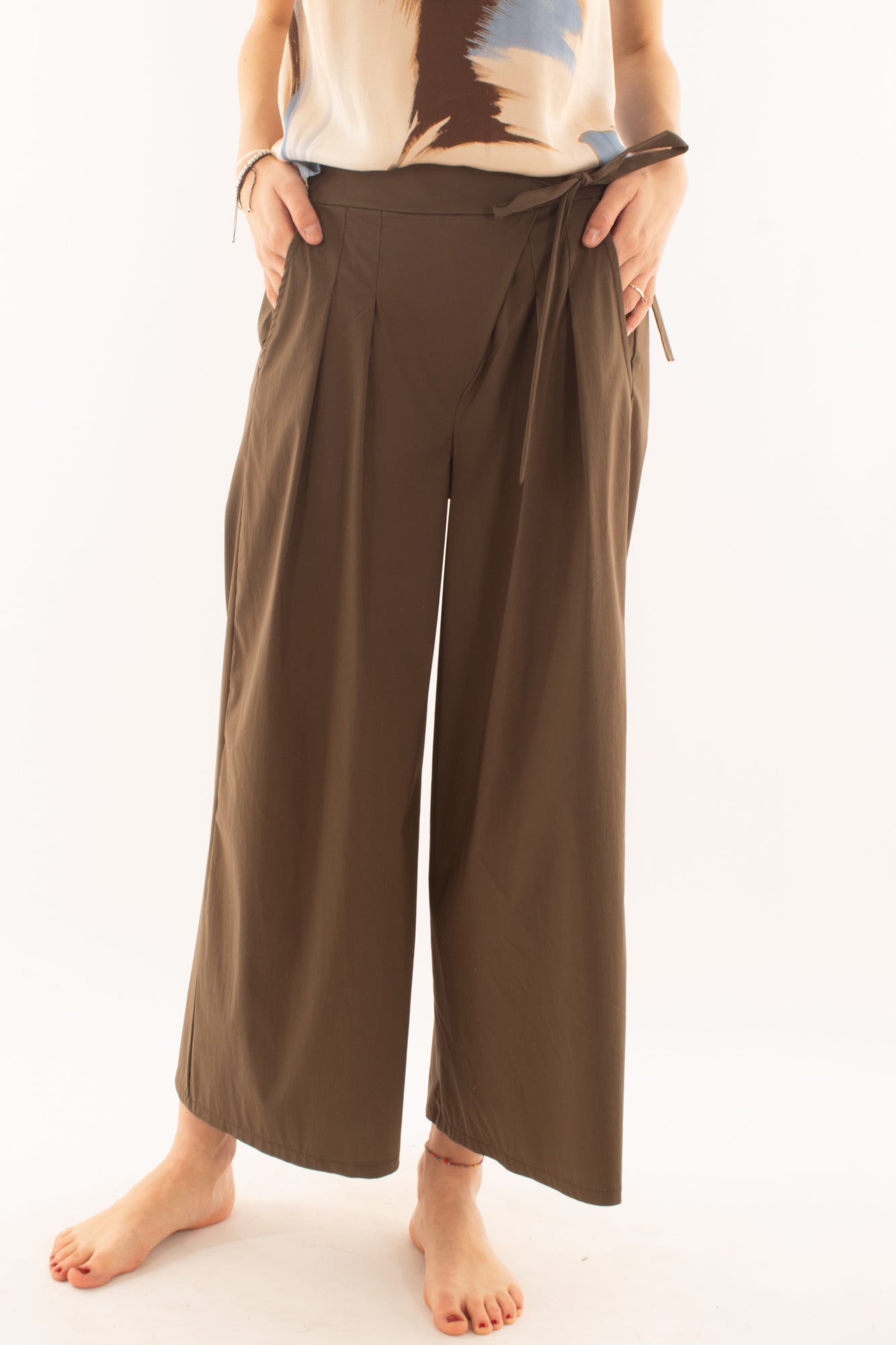 Pantalone con allacciatura laterale da Donna Metoo - Moro