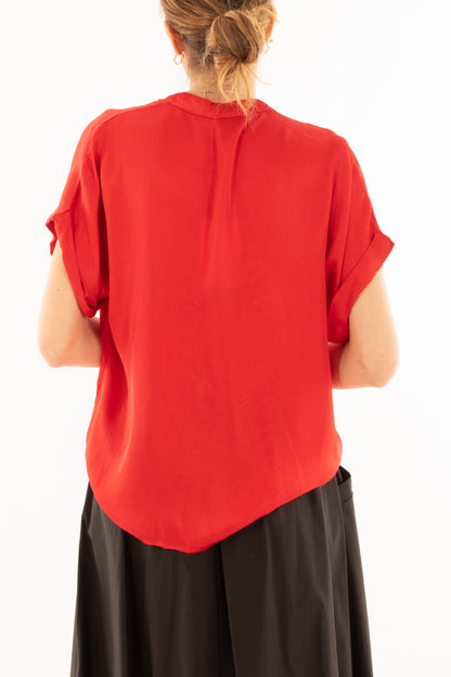 Blusa con scollo a v e piega da Donna Metoo - Rosso