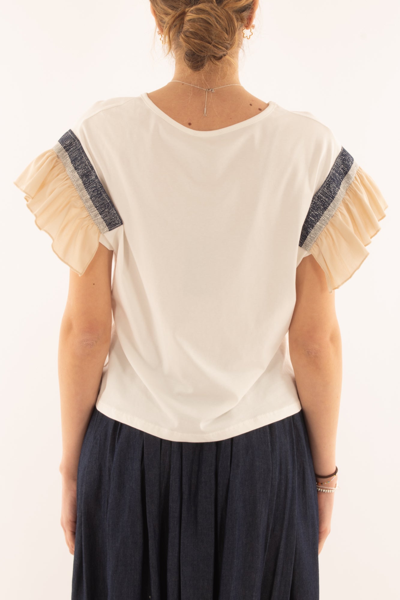 T-shirt con balze da Donna Metoo - Sabbia