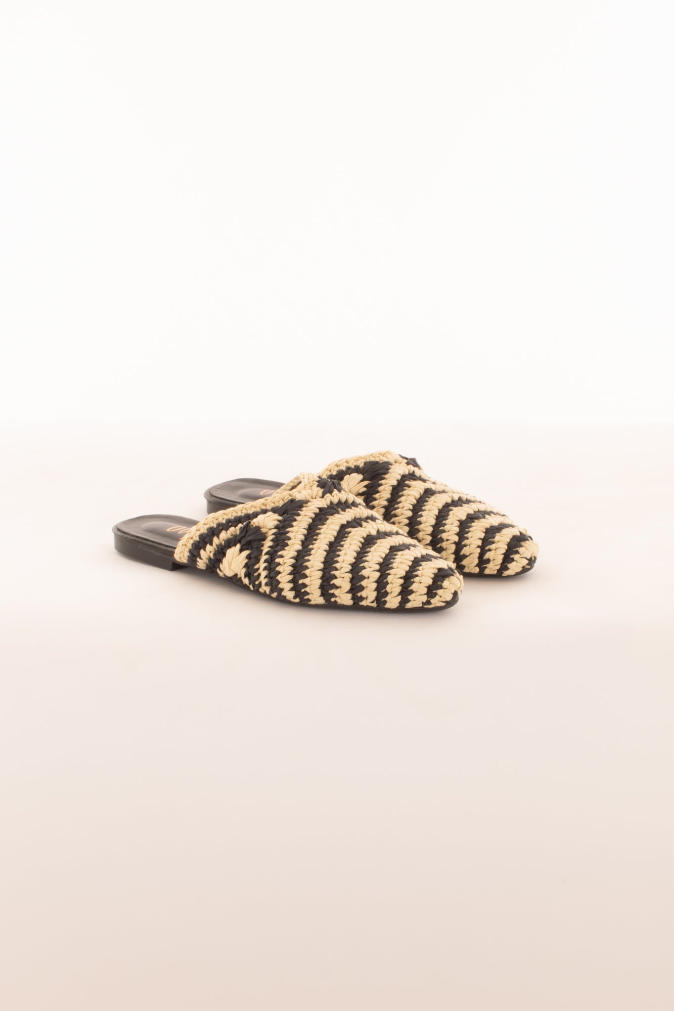 Mules in raffia da Donna Ovye - Sabbia