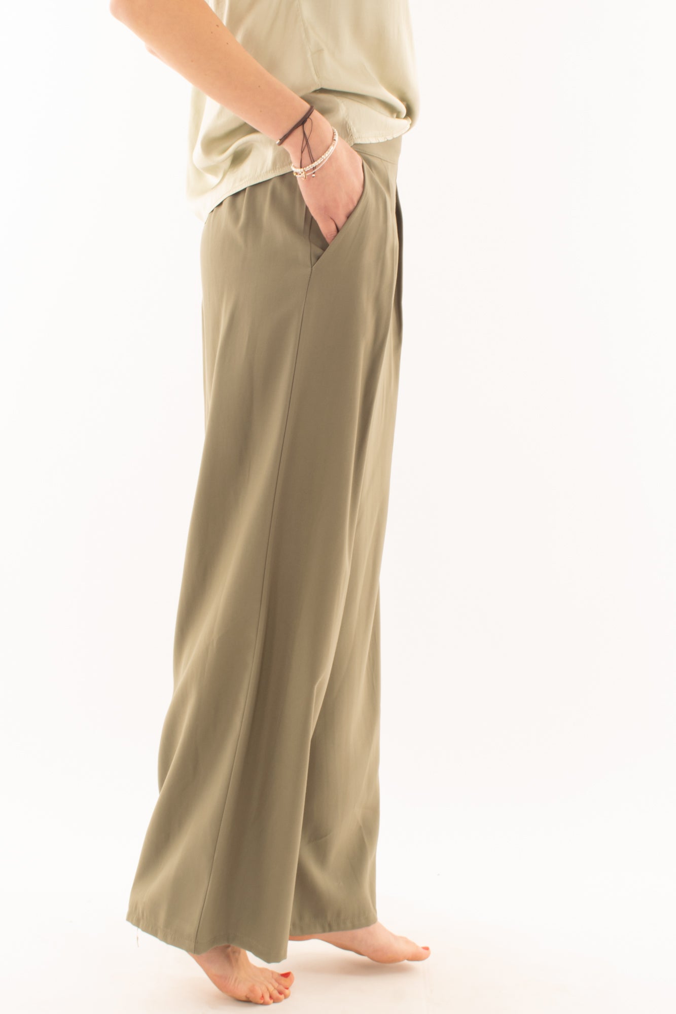 Pantalone a palazzo da Donna Saiph - Militare