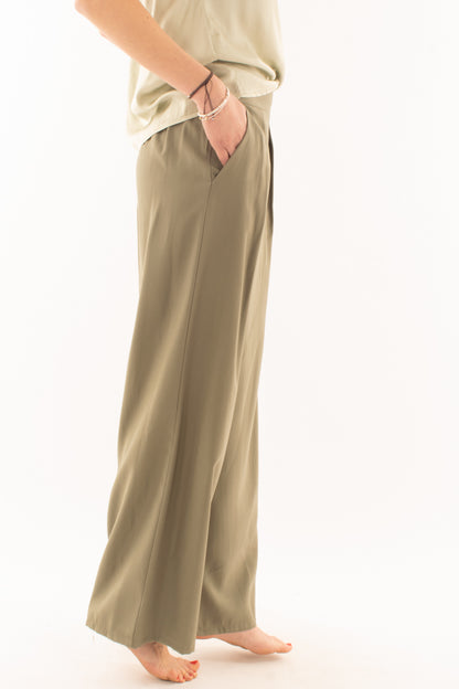 Pantalone a palazzo da Donna Saiph - Militare