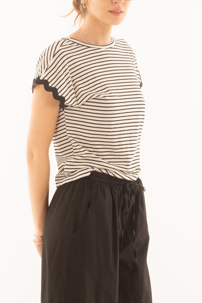 T-shirt rigata con ricami da Donna Souvenir- Burro