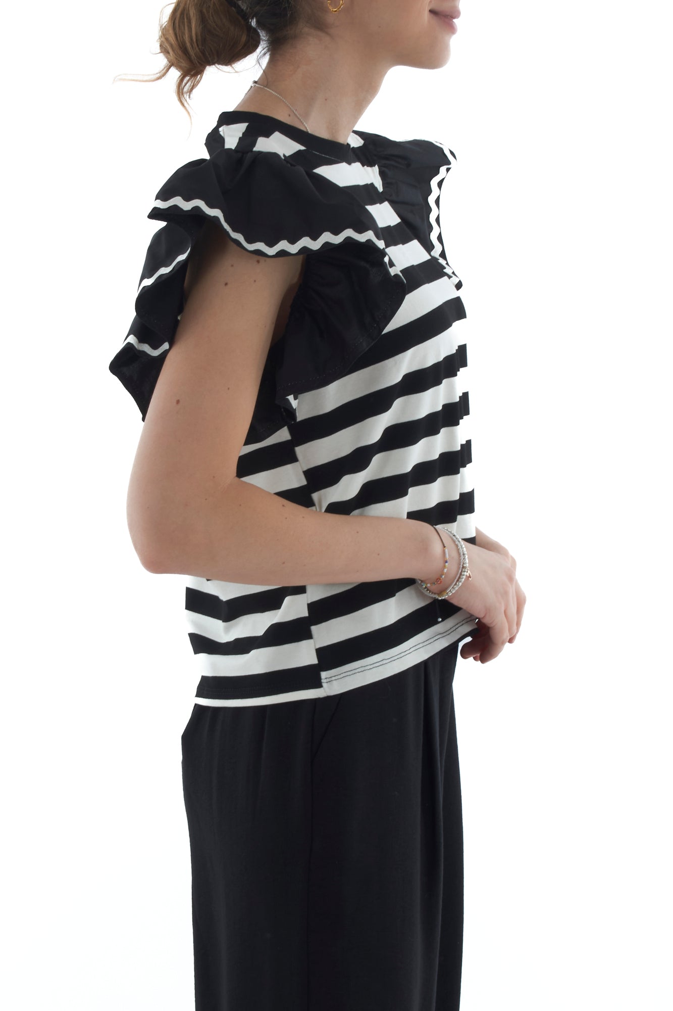 T-shirt rigata con voila' da Donna Susy mix - Nero