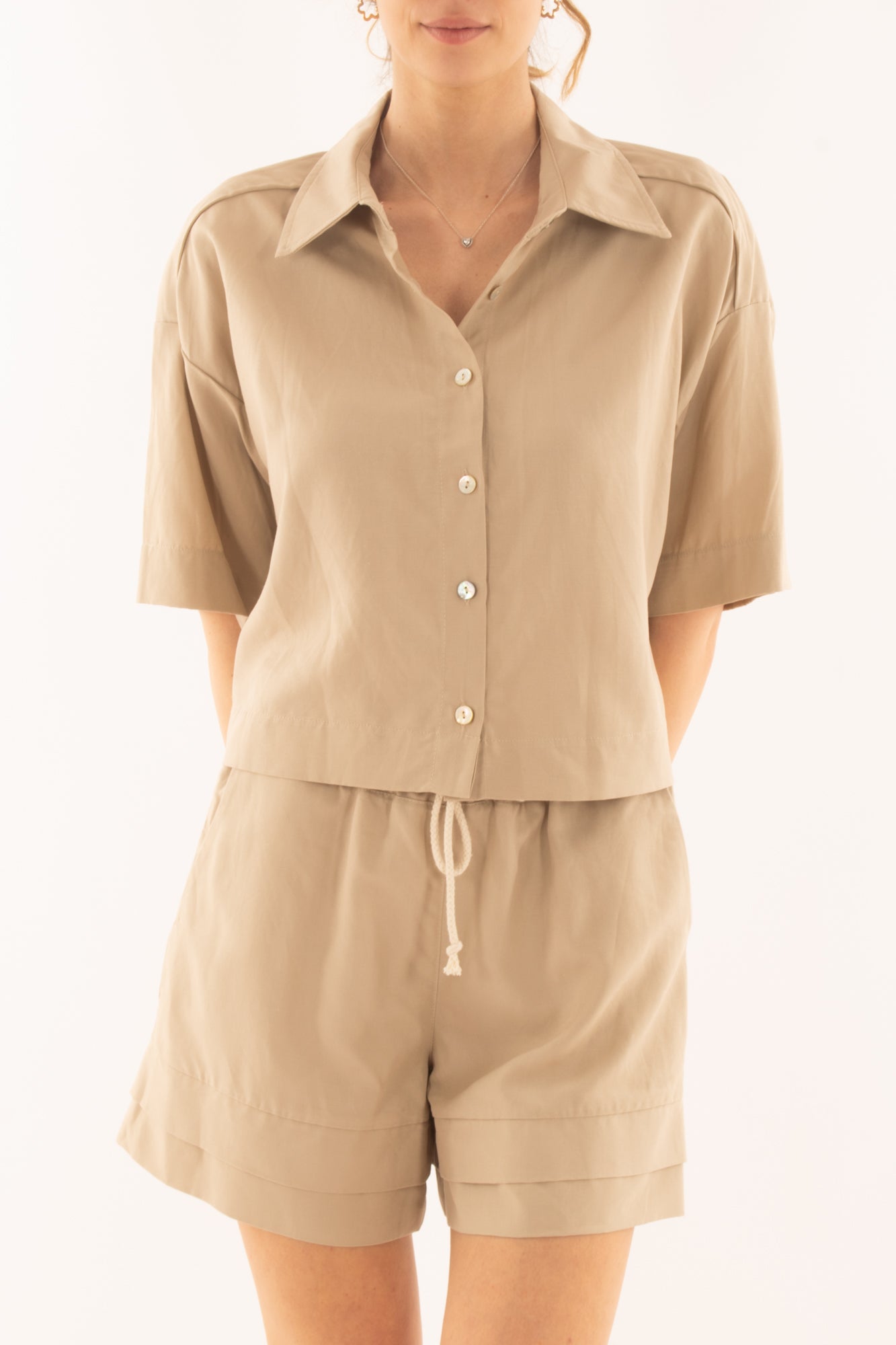 Camicia corta in viscosa e lino da Donna Susy mix - Beige