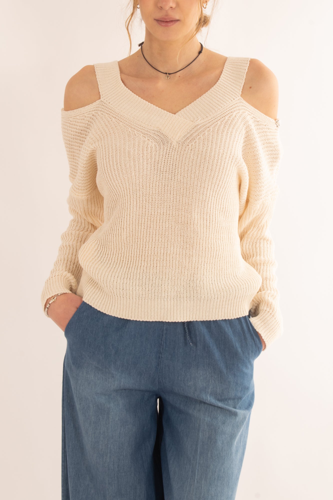 Maglia di filo con spalle scoperte da Donna Susy mix - Crema