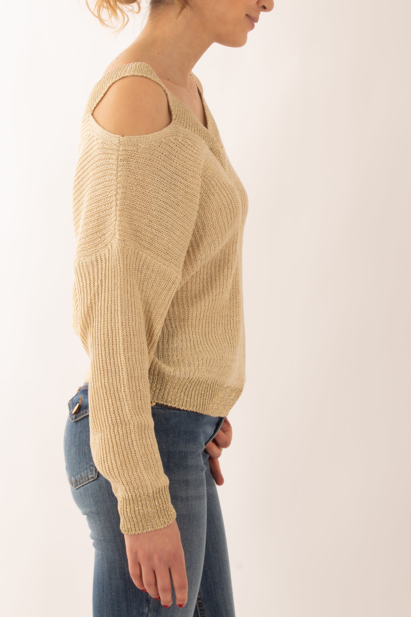 Maglia con spalle scoperte da Donna Susy mix - Beige