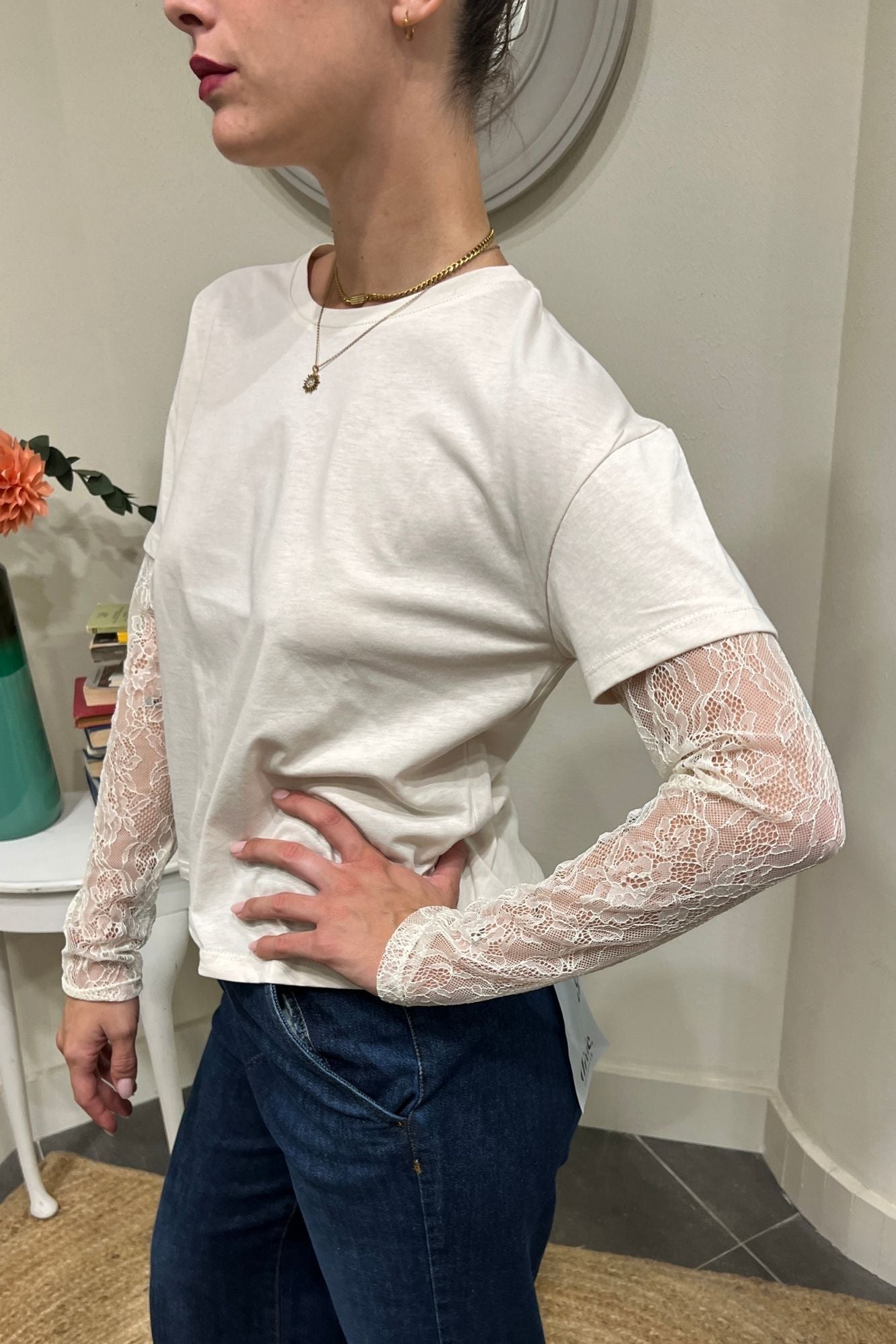SUSY MIX T-shirt con manica in pizzo Susy mix Crema
