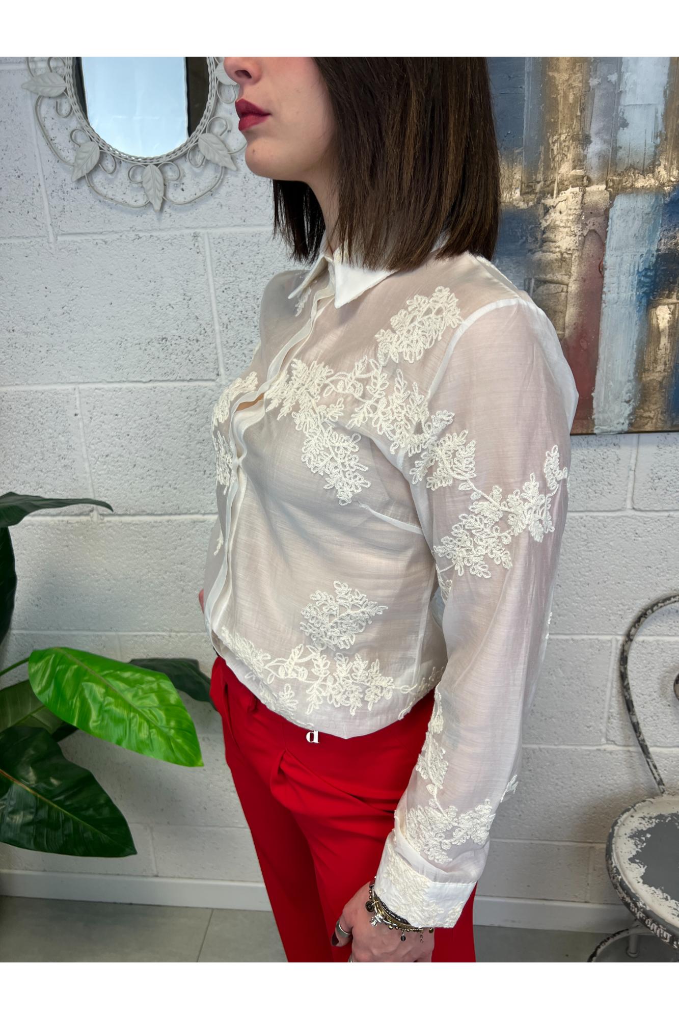 LE STREGHE Camicia con ricami Les treghe Latte