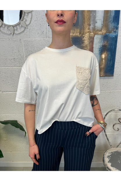 PHILIA LOFT T- shirt con taschino uncinetto Philia loft Panna