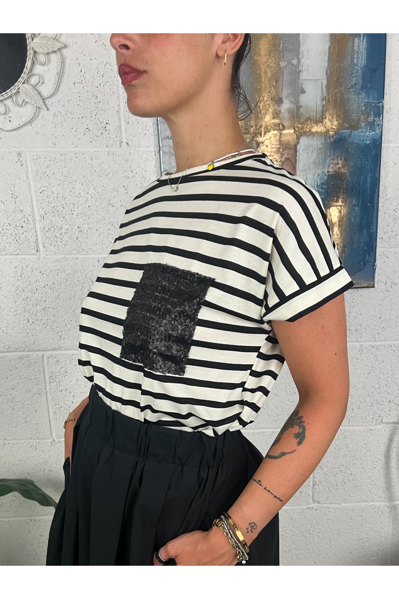 SUSY MIX T-shirt rigata con tashino di paillettes Susy mix Nero