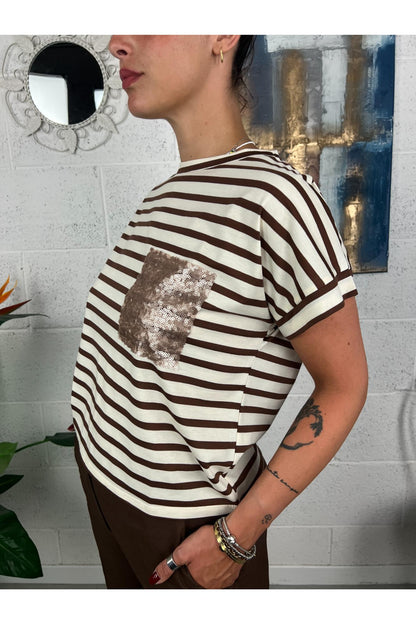 SUSY MIX T-shirt rigata con tashino di paillettes Susy mix Tabacco