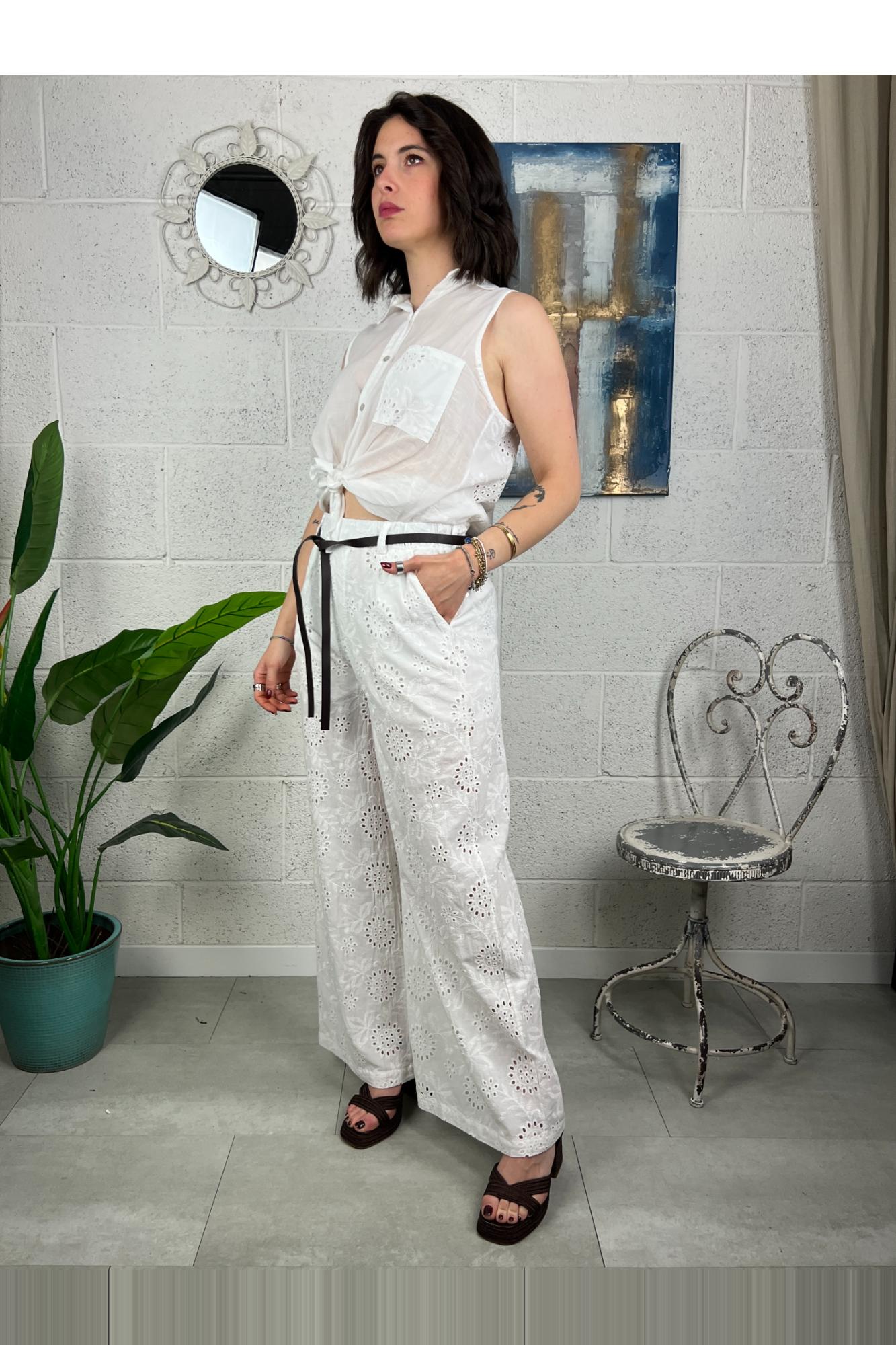 Camicia smanicata in san gallo Susy mix