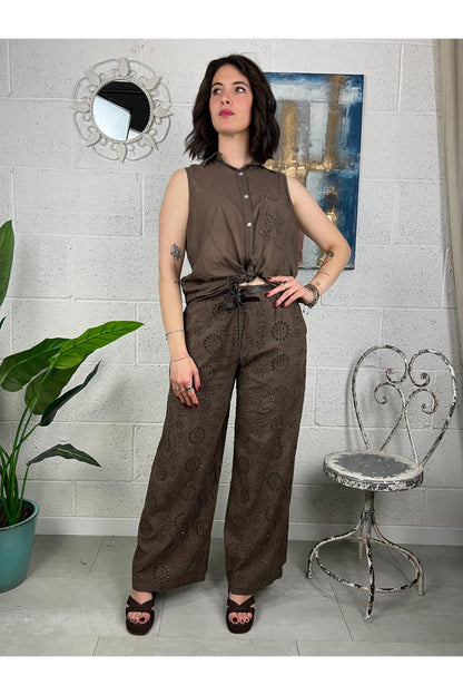 Camicia smanicata in san gallo Susy mix