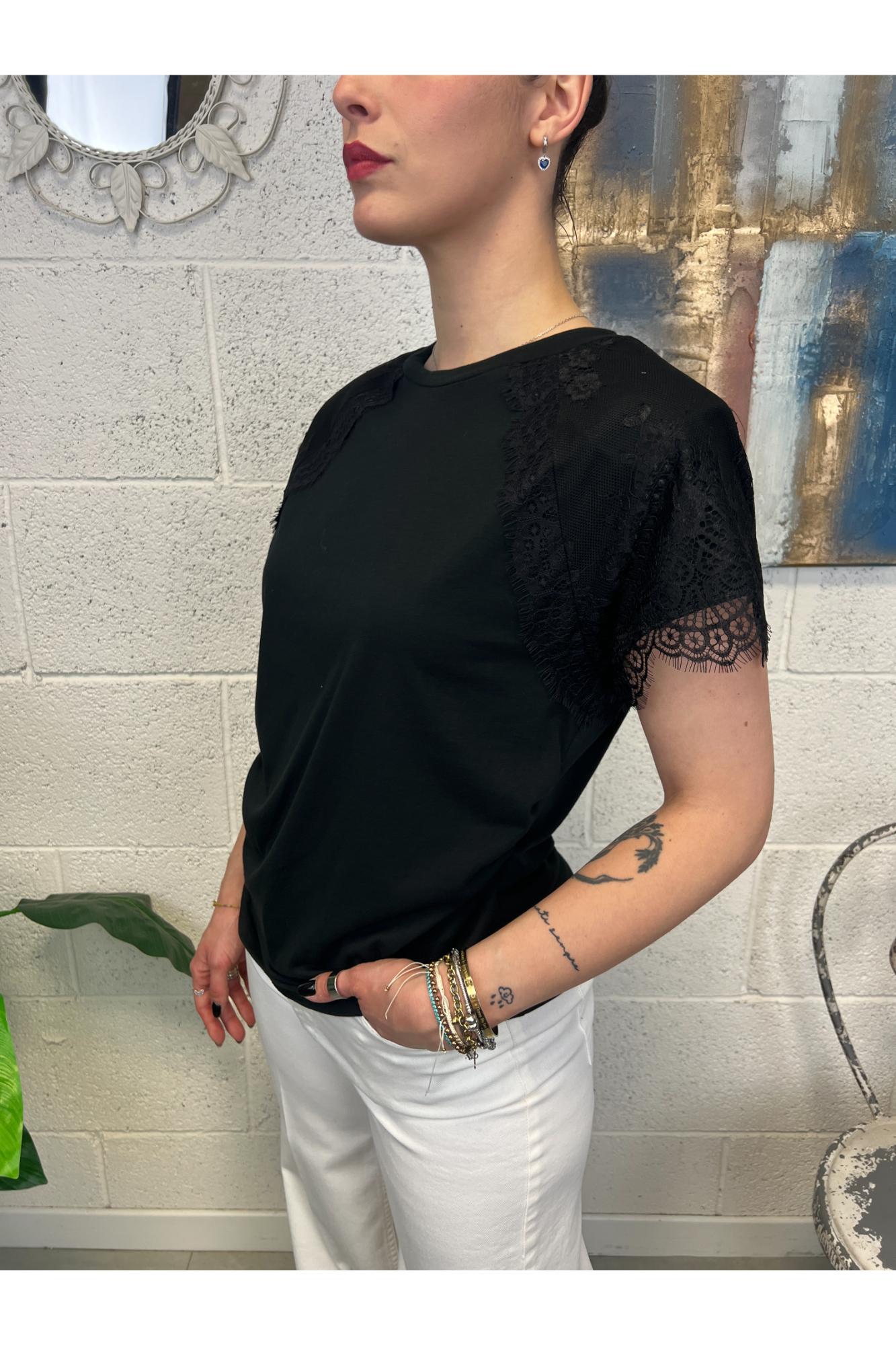 SUSY MIX T- shirt con pizzo Susy mix Nero