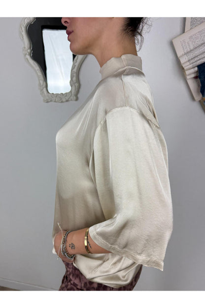 DIXIE Maglia a lupetto in satin Dixie Burro
