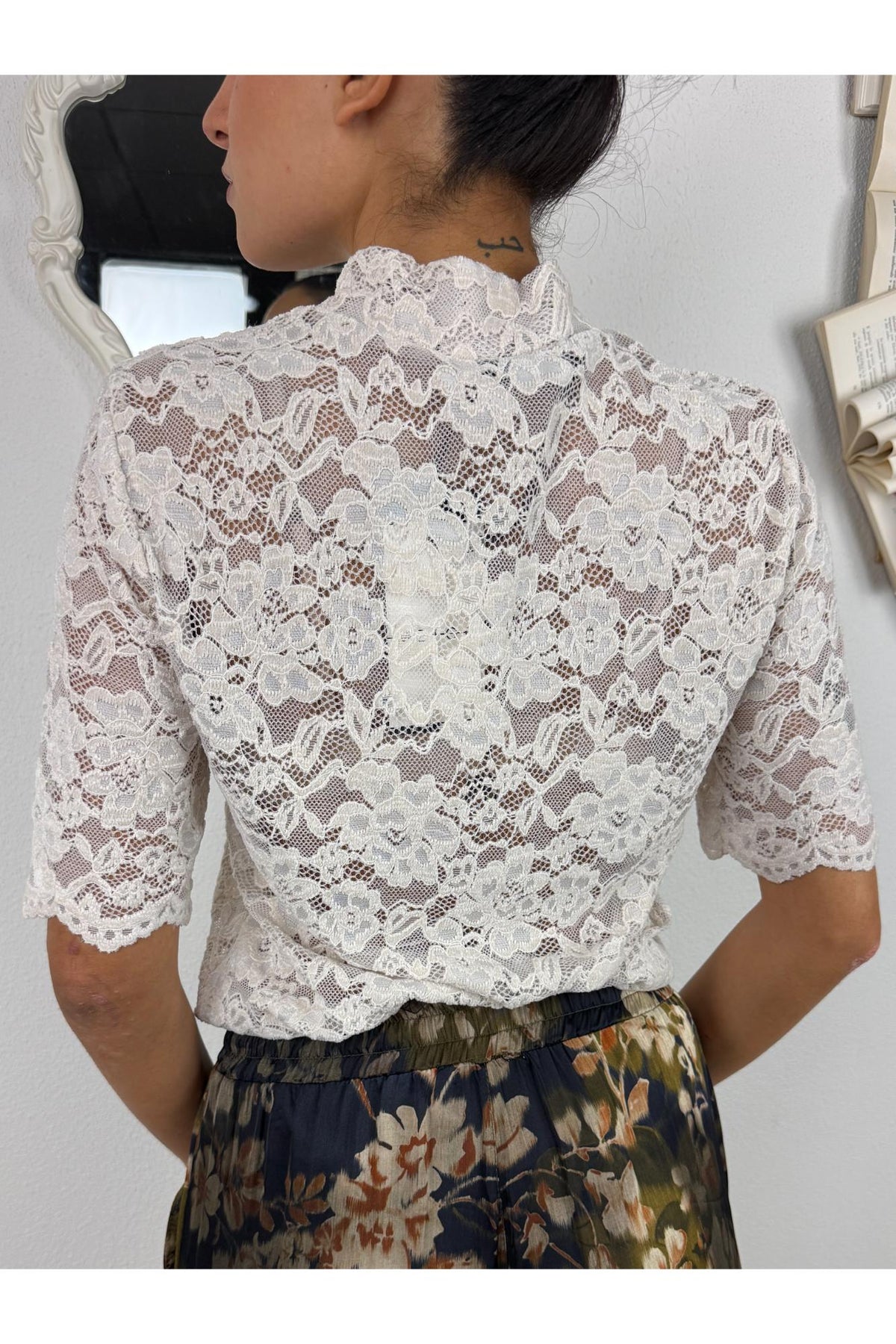 METOO Maglia in pizzo manica corta Metoo Sabbia