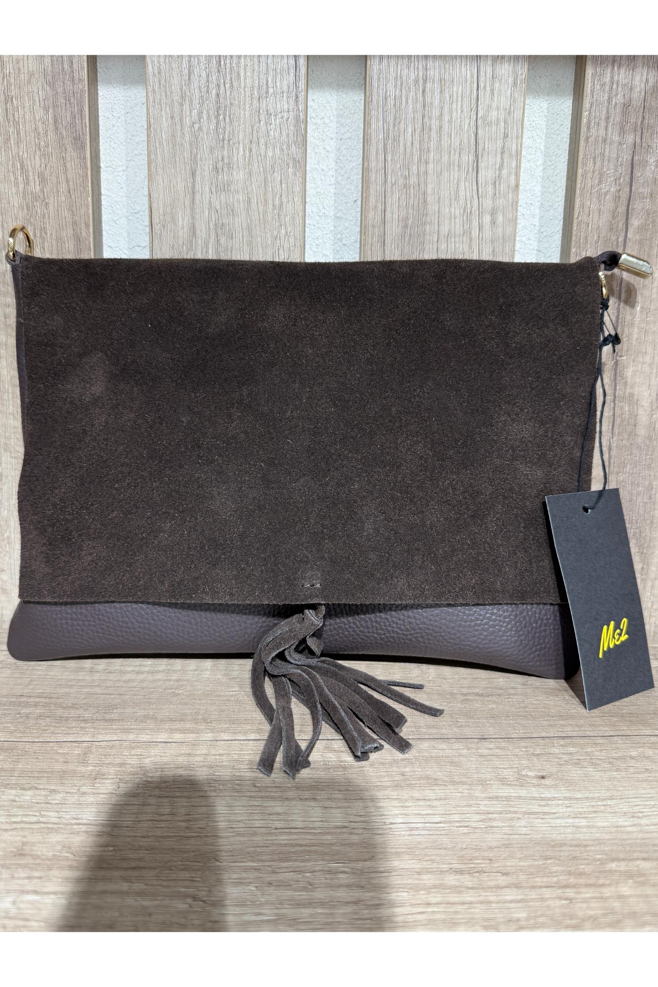 METOO TRINKETS Borsa piatta con pendaglio Metoo Marrone